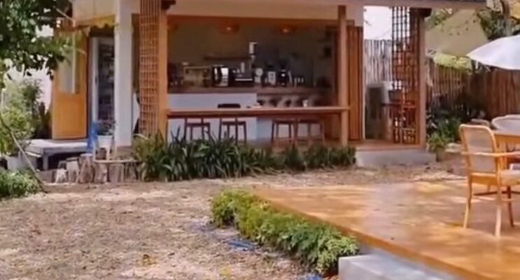 ปลีกวิเวก คาเฟ่